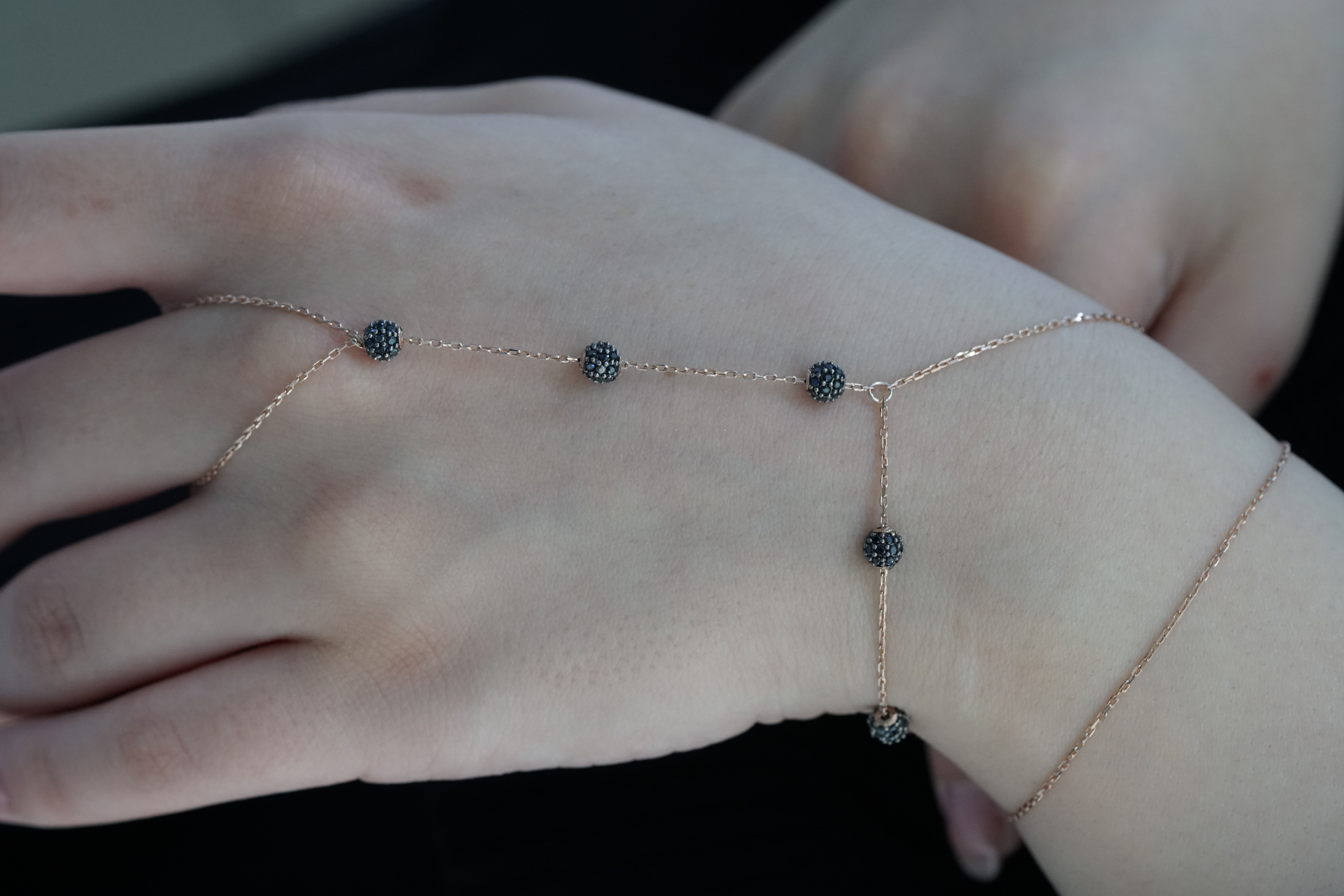 Siyah Taşlı Şahmeran