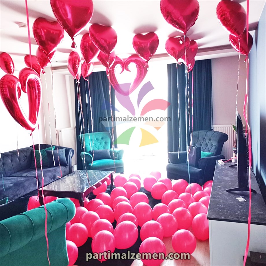Kalpli Uçan Balon Adrese Teslim|Özel Gün Süsleme Paketi