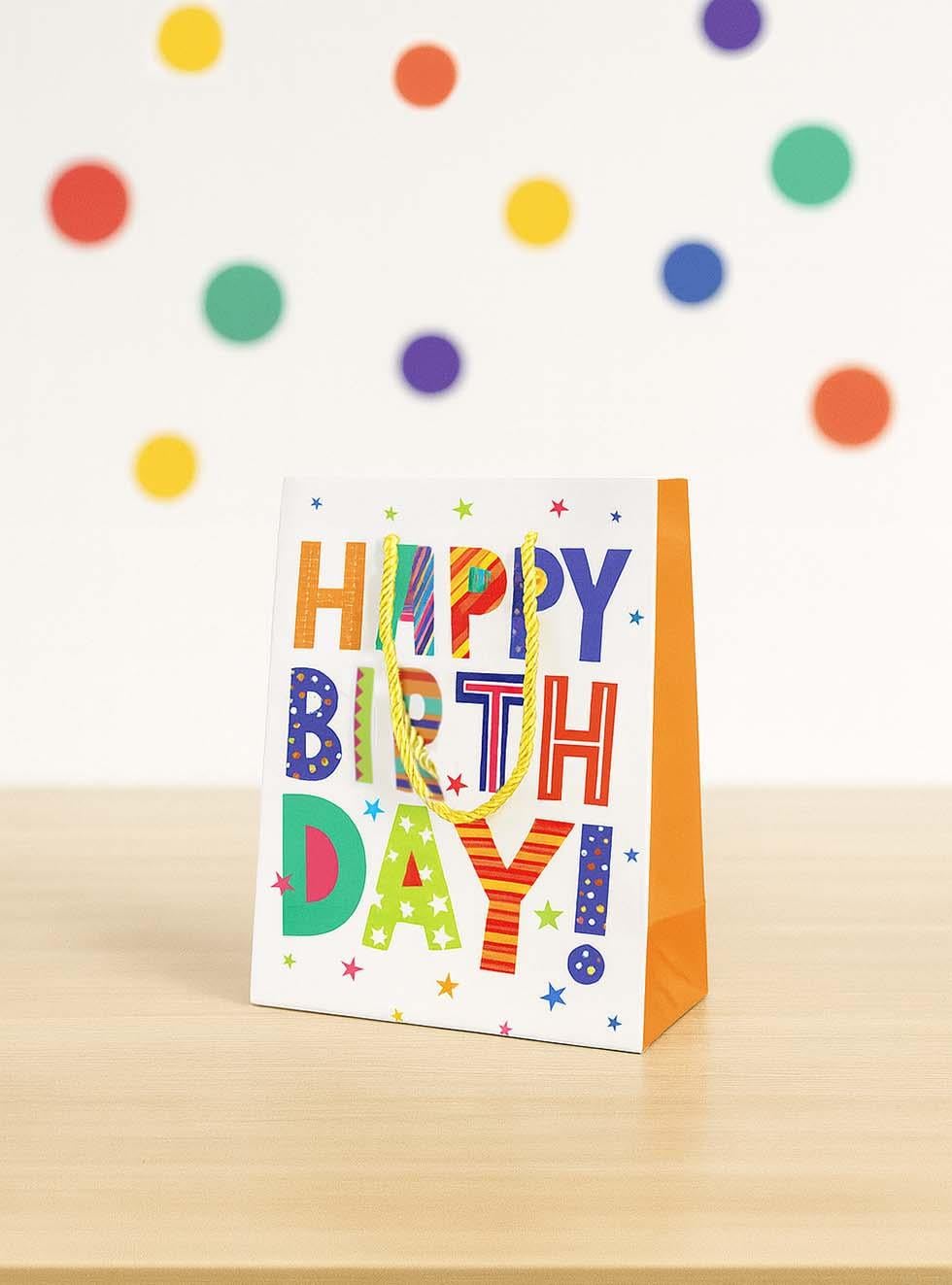 Karton Çanta Happy Birthday Yazılı Alışveriş Çantası Hediye Çantası Beyaz 22 cm