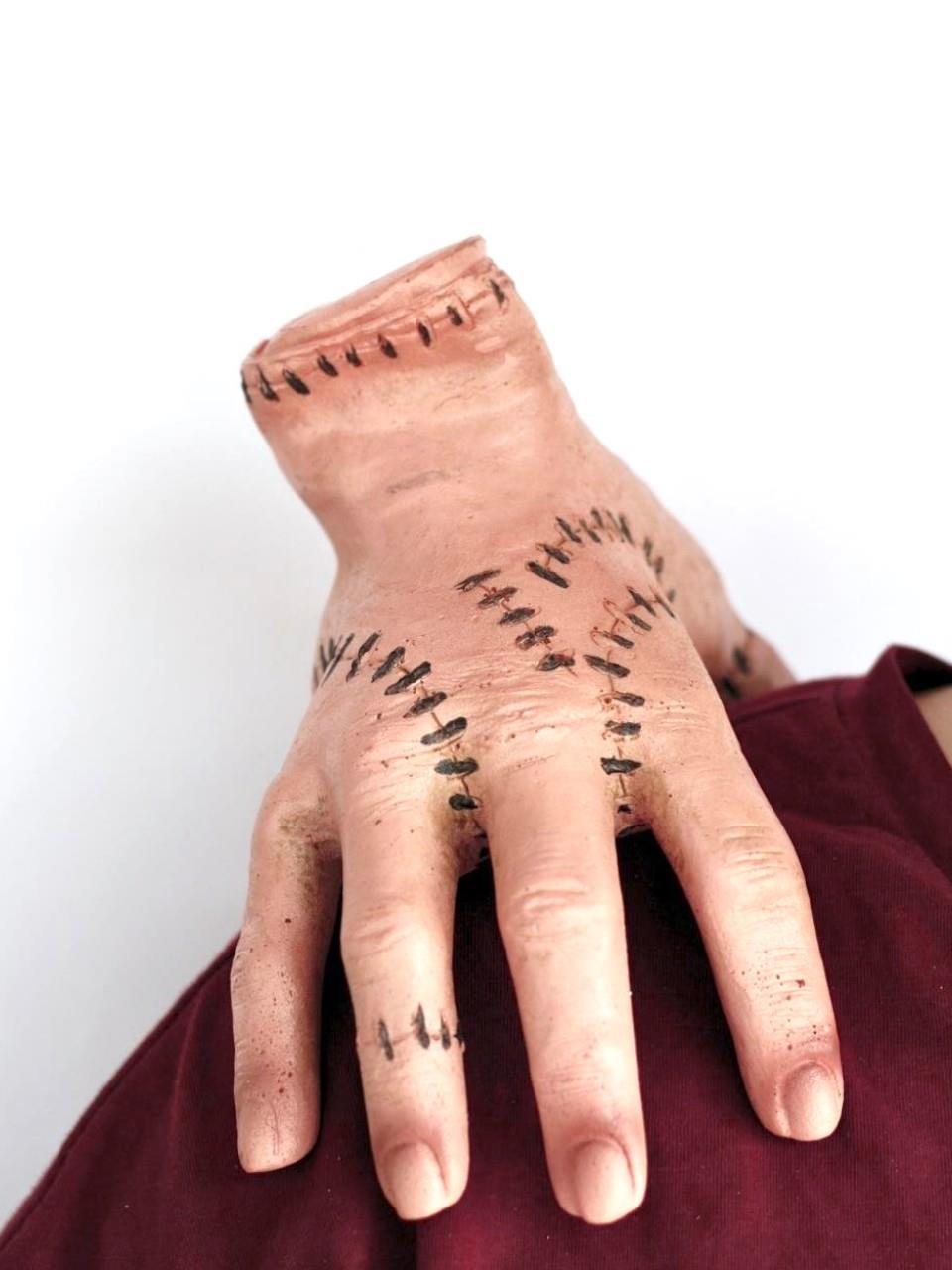 Wednesday El Thing Şey Doğum Günü - Halloween Parti Dekoru