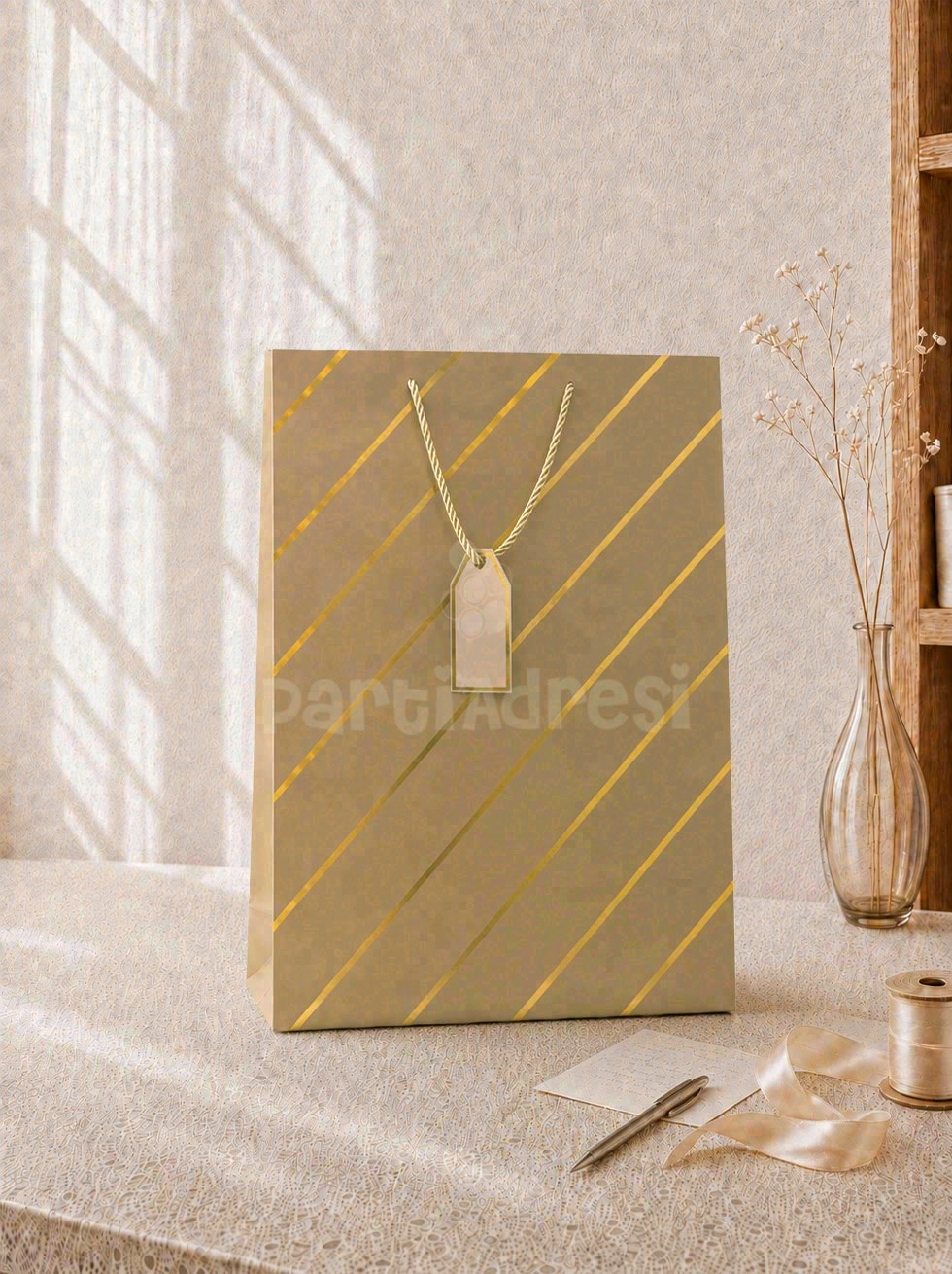 Çizgili Karton Hediye Çantası – Etiketli Lux Alışveriş Çantası Altın 31x44x12 cm