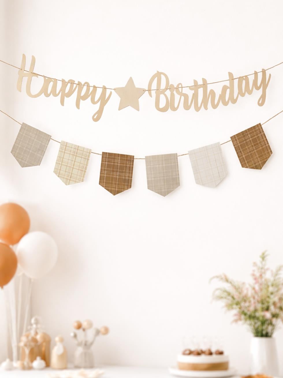 Happy Birthday Kaligrafi Banner – Retro Ekose Bayraklı Doğum Günü Süsü Bej