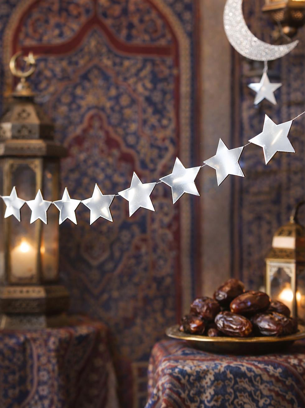 Hoşgeldin Ramazan Duvar Dekoru Yıldız Sarkıt Süs Gümüş 5 m