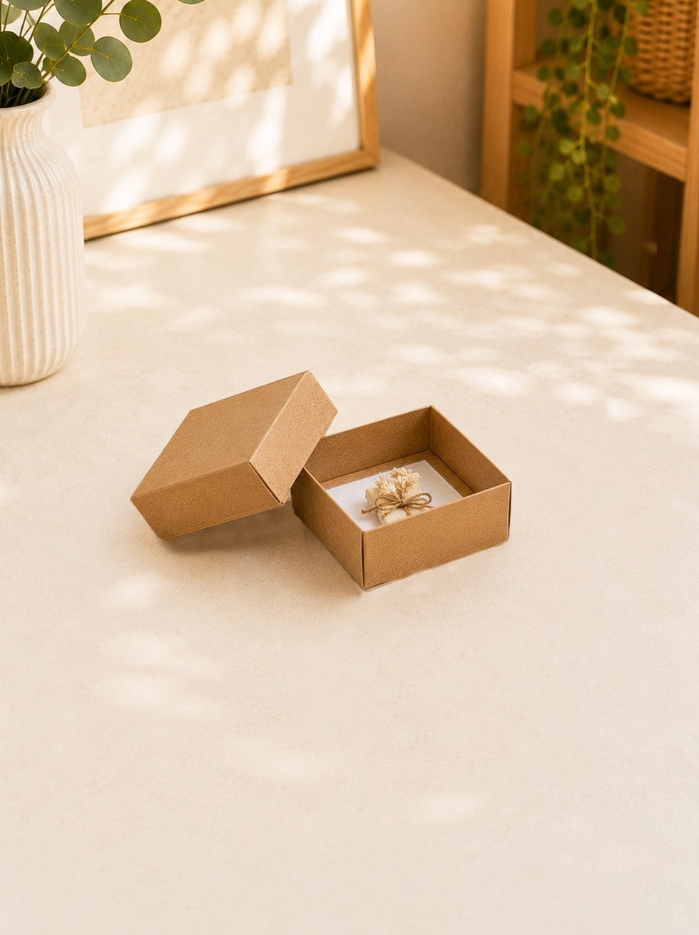 Kraft Karton Hediye Kutusu – Takı ve Nikâh Şekeri Kutusu 8x8x4 cm 12li Paket