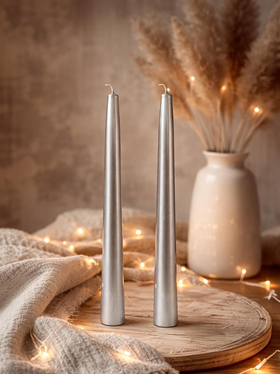 Metalik Gümüş Şamdan Mum – Dekoratif Masa Dekoru 2li