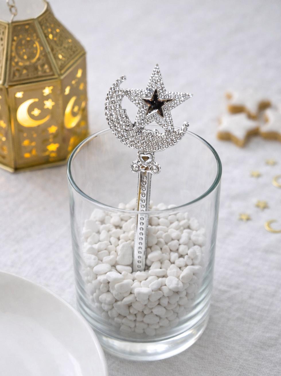 Ramazan Temalı Ay Yıldız Dekoratif Palstik Çubuk – Gümüş 18 cm 6lı