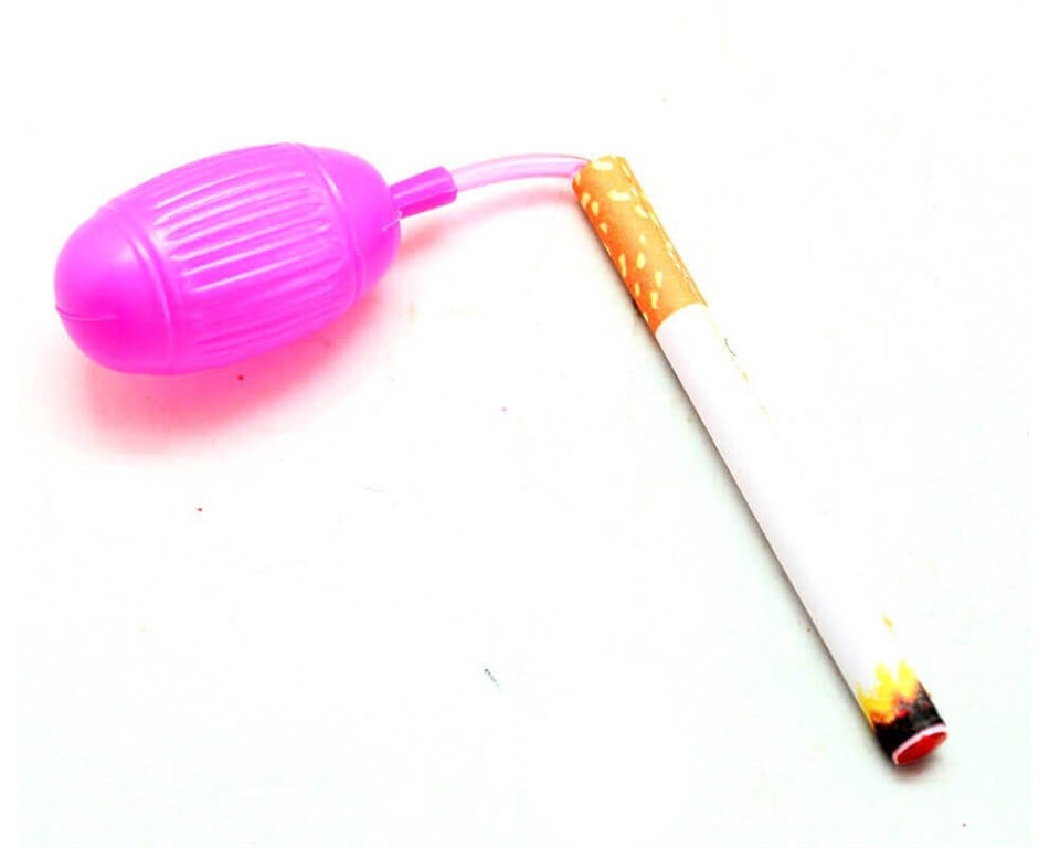 Su Atan Sigara Şaka Oyuncağı