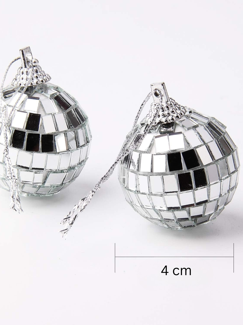 Yılbaşı Topları Aynalı Disko Topu Çam Ağacı Süsleri Gümüş 4 cm 6lı