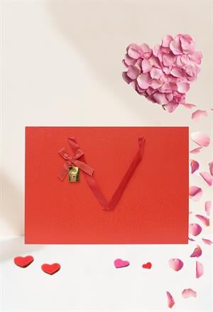 Çikolata Kutusu 88 Bölmeli Kırmızı 32x44 cm