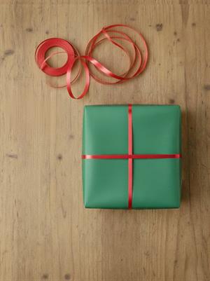 Hediye Paketleme Süsü Metalize Dekoratif Rafya Kurdele Kırmızı 5 mm