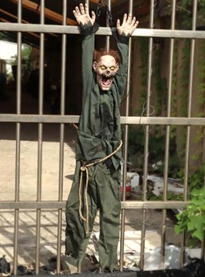 Cadılar Bayramı Zombi Figürlü Asılabilir Halloween Hareketli Parti Dekoru 120 cm