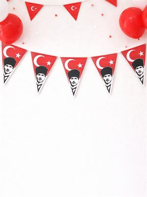 Atatürk Baskılı Üçgen Flama Bayrak  – Sınıf Okul Milli Bayram Dekoru