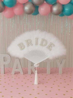 Bride Yazılı Tüylü Gelin Yelpaze Bekarlığa Veda Partisi Kostüm Aksesuarı Beyaz