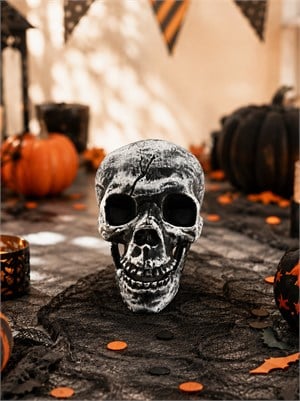 Cadılar Bayramı Kuru Kafa Dekoru – Plastik Halloween Parti Süsü 15 cm