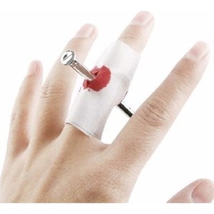 Çivili Parmak Şaka Oyuncağı