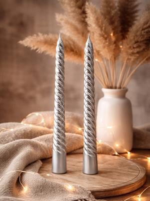 Metalik Gümüş Spiral Şamdan Mum – Dekoratif Masa Dekoru 2li