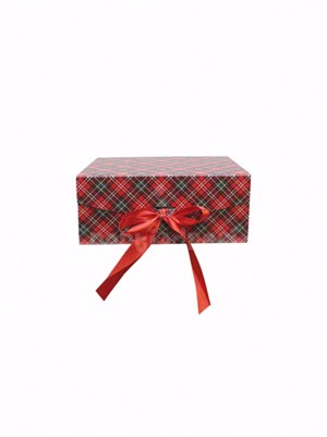 Yılbaşı Temalı Ekose Hediye Kutusu – Kırmızı Kurdeleli Dekoratif Kutu 24x17x10 cm