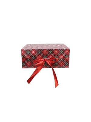 Yılbaşı Temalı Ekose Hediye Kutusu – Kırmızı Kurdeleli Dekoratif Kutu 24x17x10 cm