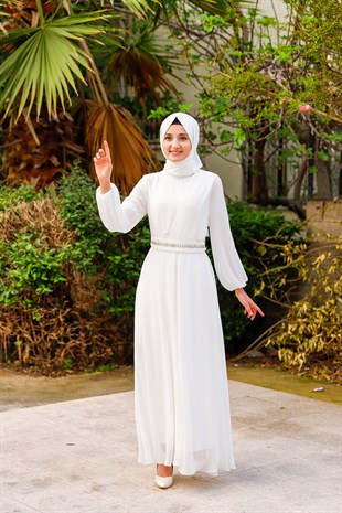 Kadın Beyaz Şifon Beli Kemerli Tesettür Abiye Elbise