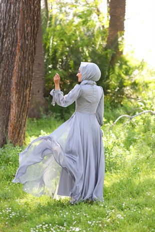 Kadın İşleme Detaylı Tesettür Abiye Elbise