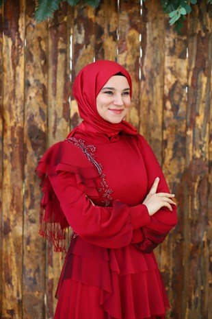 Kadın Kırmızı İşleme Detaylı Tesettür Abiye Elbise