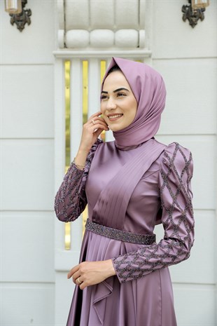 Kadın Saten Fırfır Detaylı İşleme Detaylı Tesettür Abiye Elbise