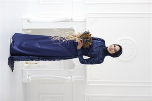 Kadın Saten Kumaş Işıltı Detaylı Balık Model Tesettür Abiye Elbise