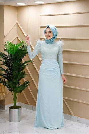 Kadın Üstü Işıltılı Eteği Şifon Tüy Detaylı Balık Model Tesettür Abiye Elbise