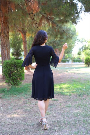 Kadın Yarım Kol Kemer Detaylı  Şifon Abiye Elbise