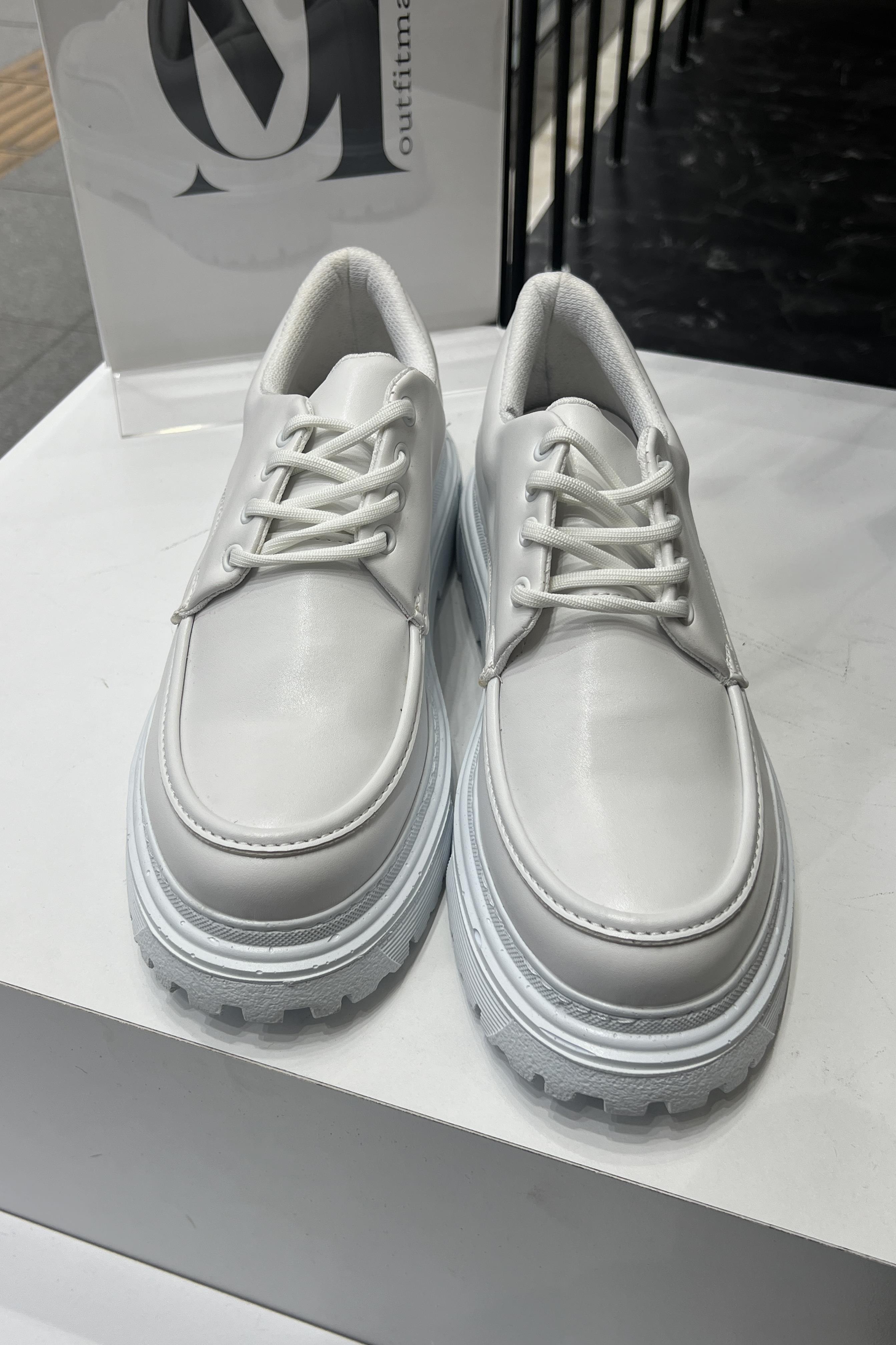 Bağlamalı Makosen  Ayakkabı Beyaz