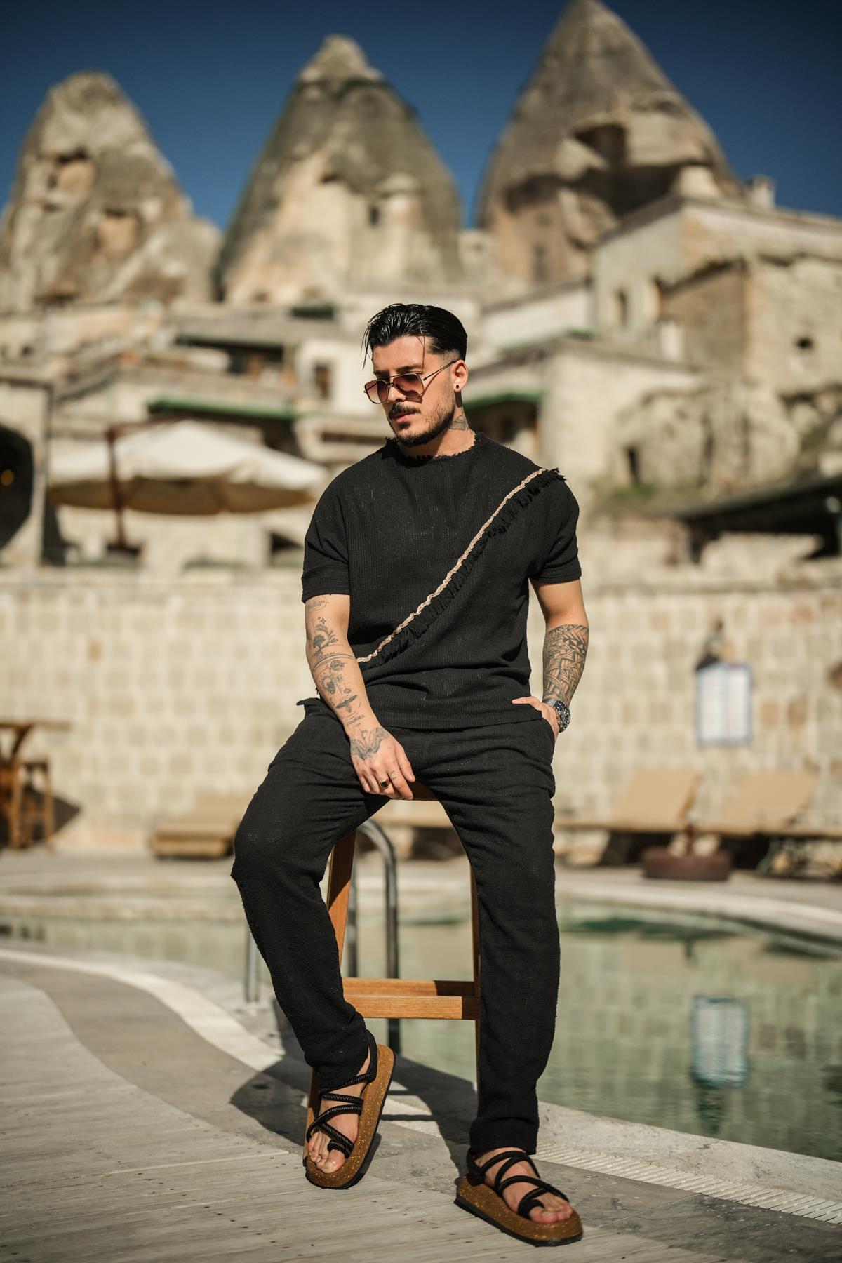 Çapraz Örme Desenli Oversize T-Shirt Siyah