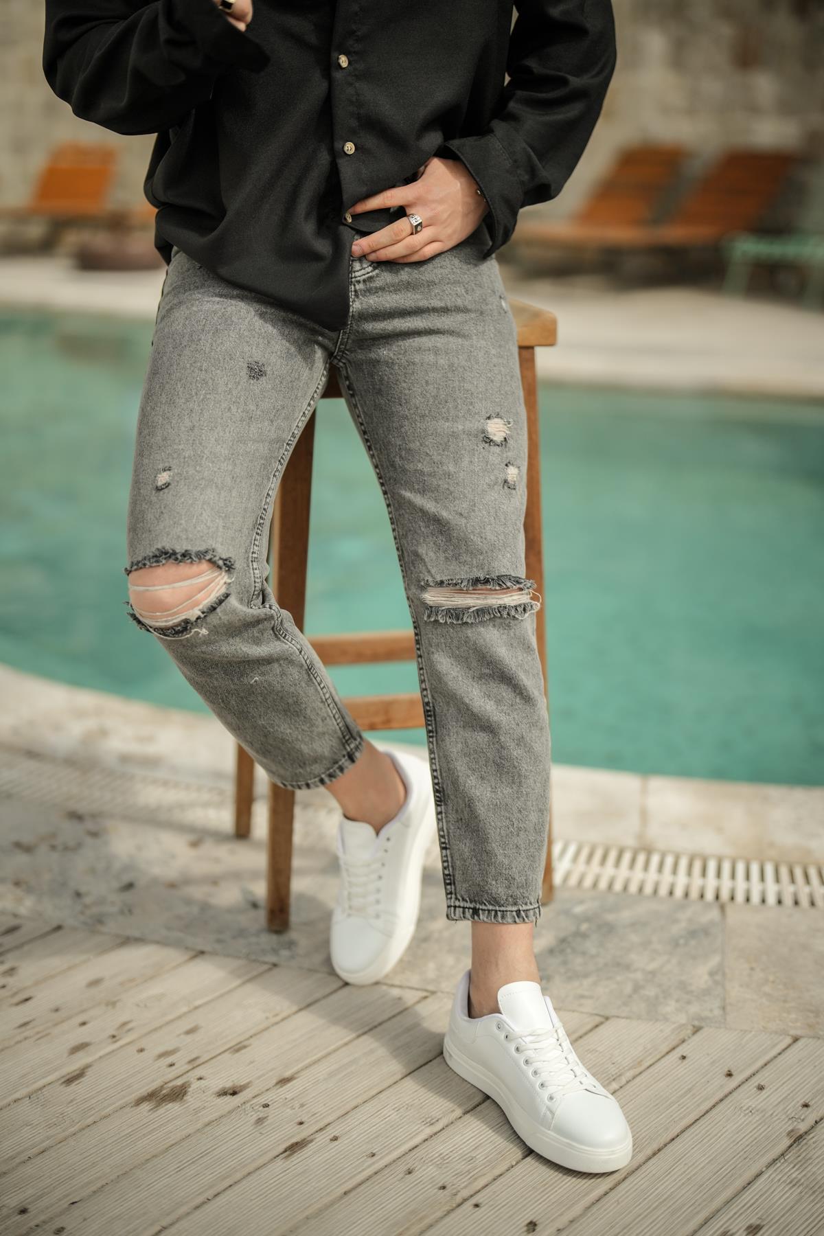 Çift Dizi Yırtık Mom Jean Yıkamalı Siyah