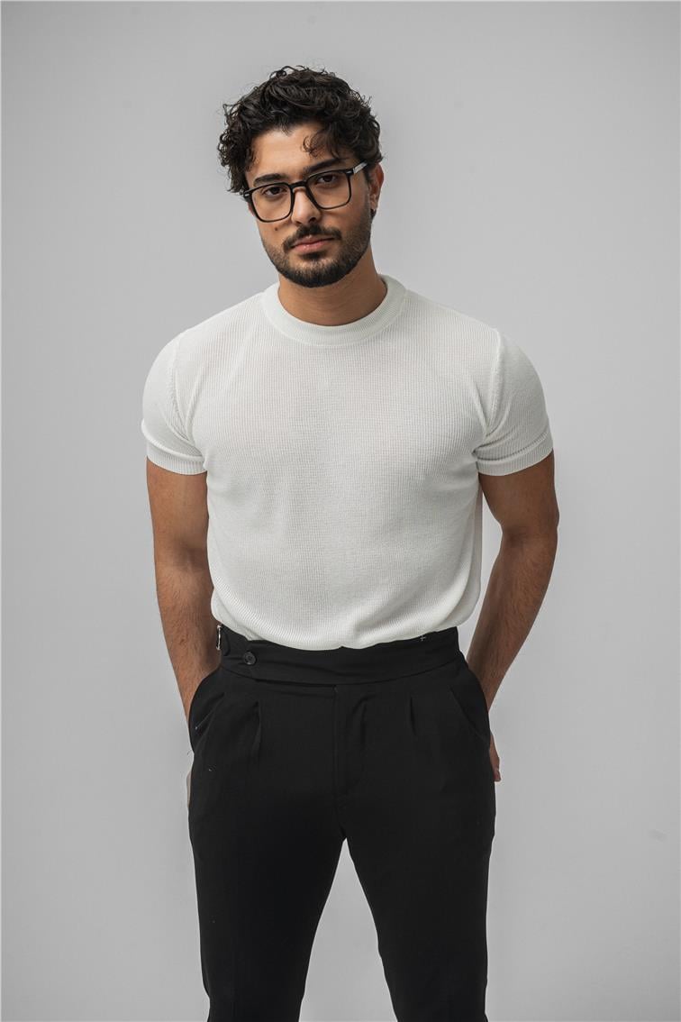 Dar Kalıp Örme T-Shirt Beyaz