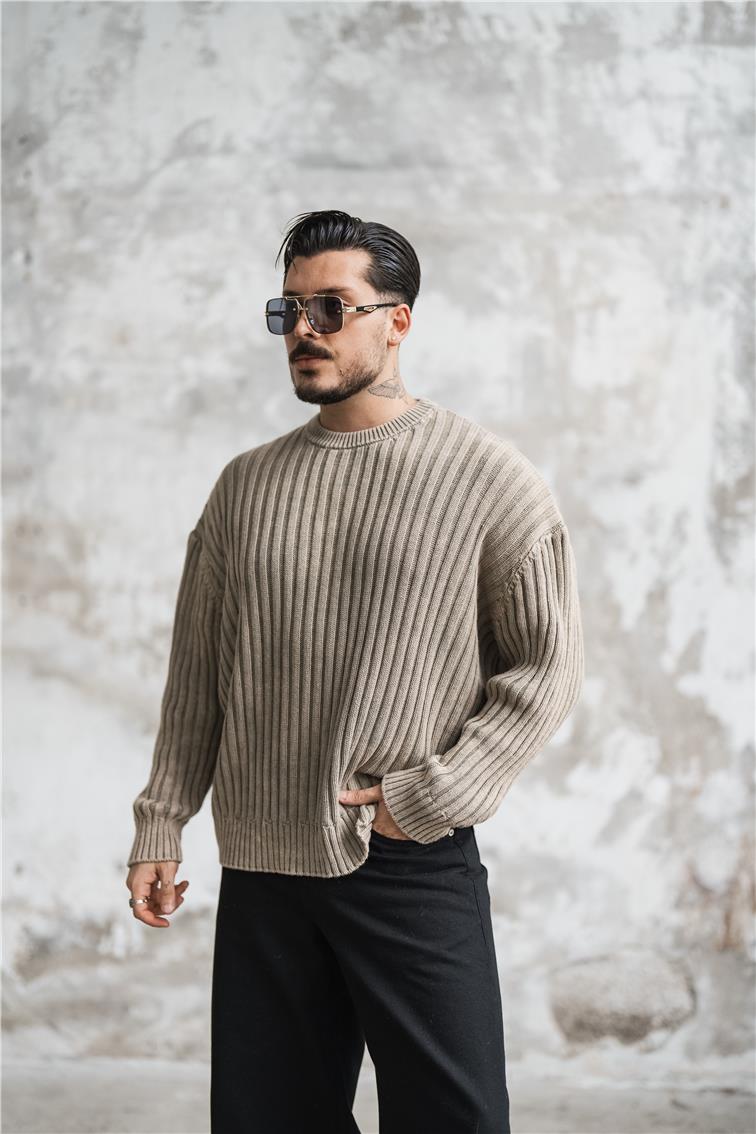 Dolgun Kumaş Yıkamalı Oversize Kazak Yıkamalı Bej