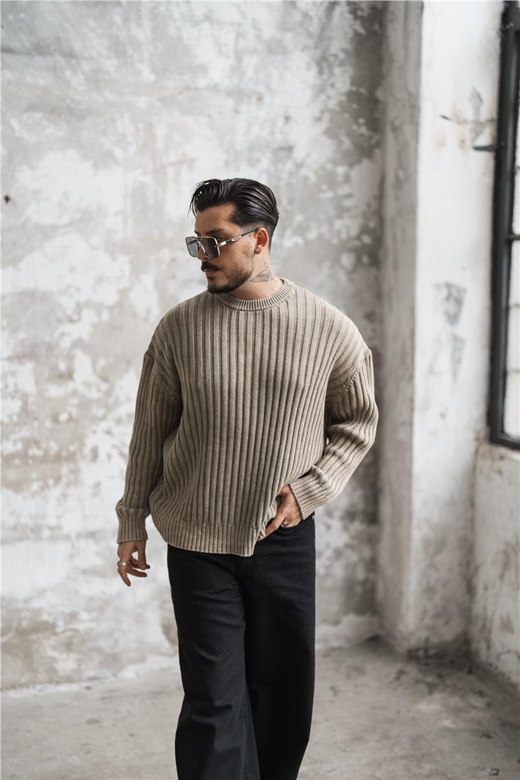 Dolgun Kumaş Yıkamalı Oversize Kazak Yıkamalı Bej