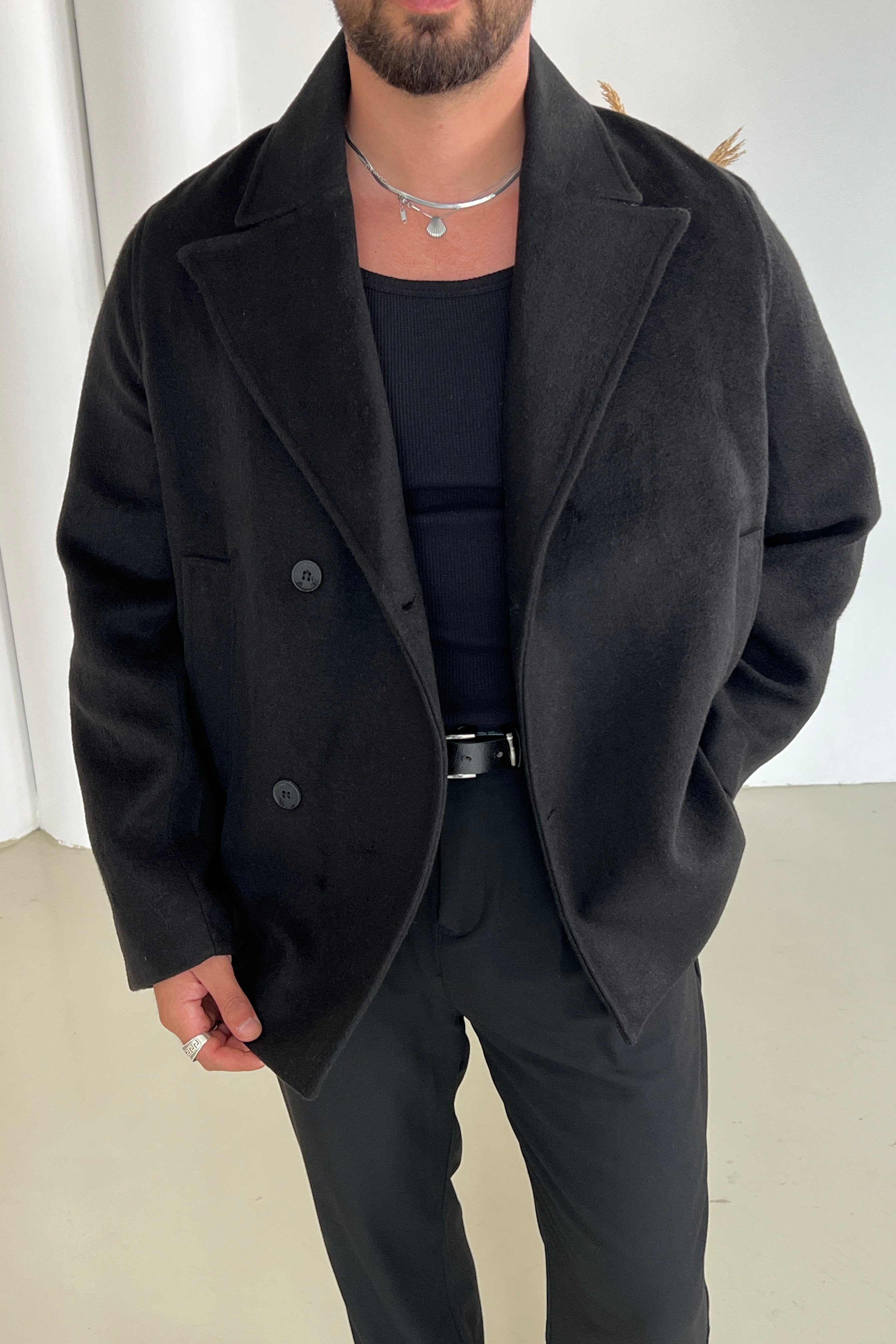 Oversize Kısa Kaşe Kaban Siyah