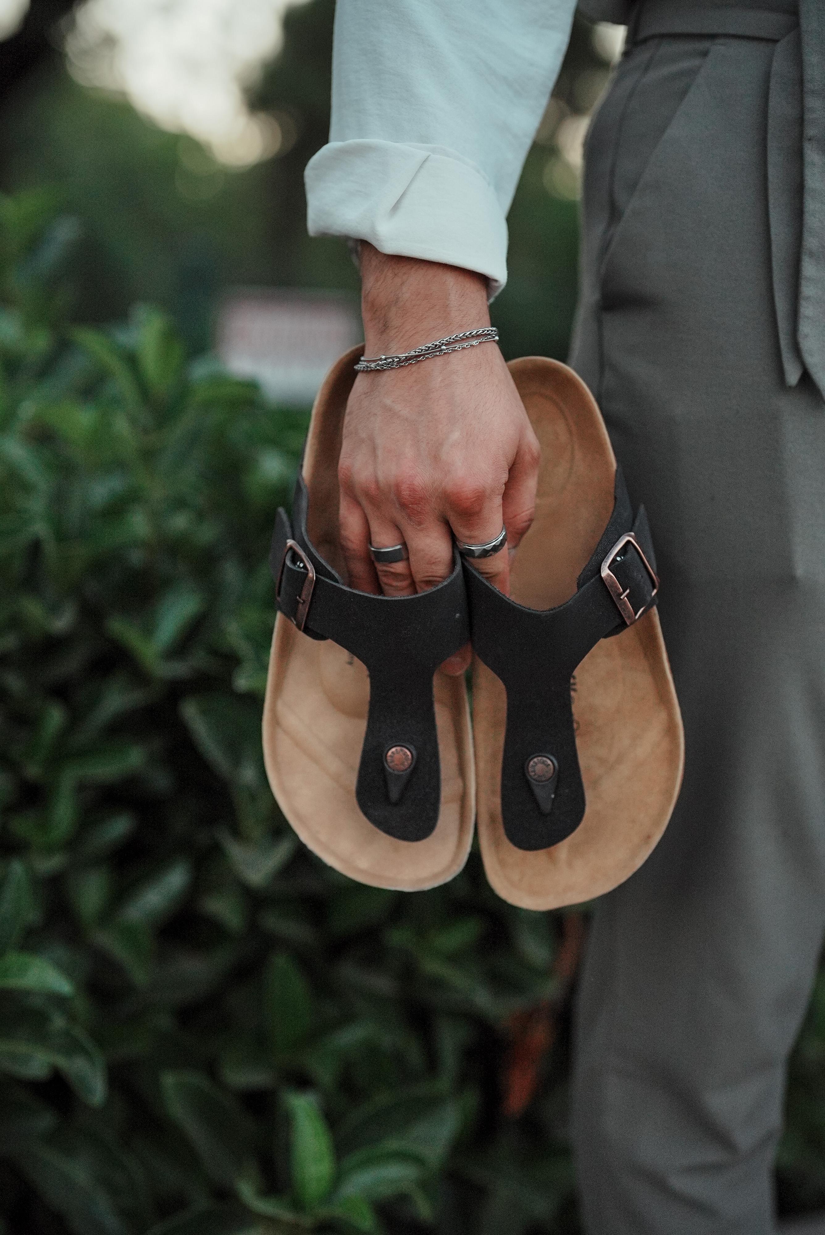 PARMAK ARASI TERLİK Siyah