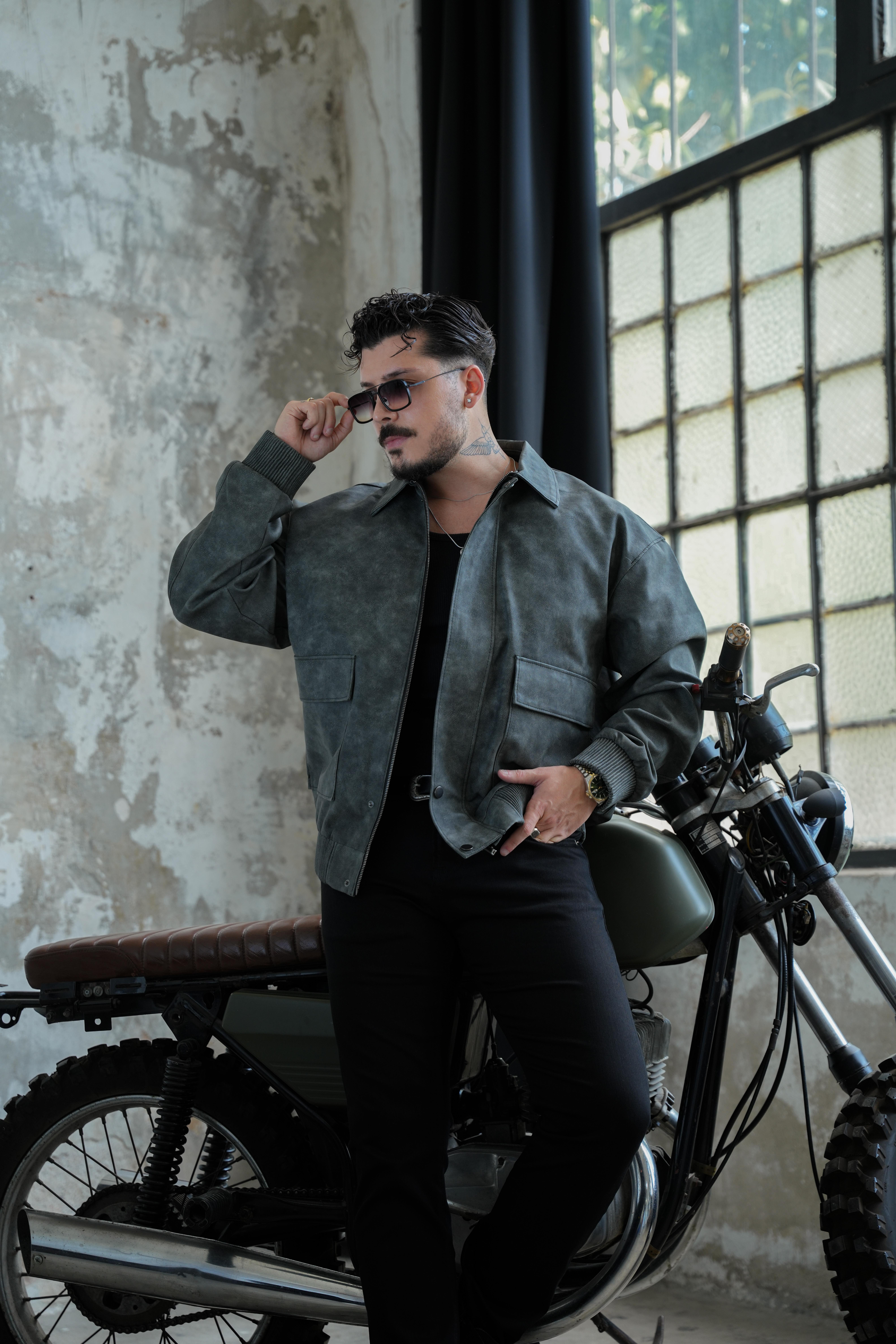 Retro Workwear Yıkamalı Kapak Cepli Deri Ceket Siyah