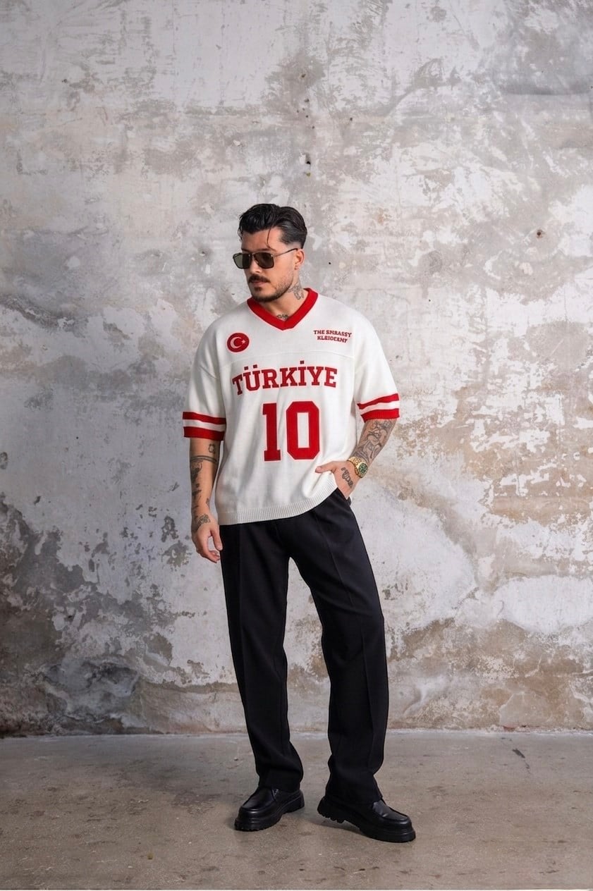 TÜRKİYE Nakışlı Oversize Triko Tshirt Beyaz