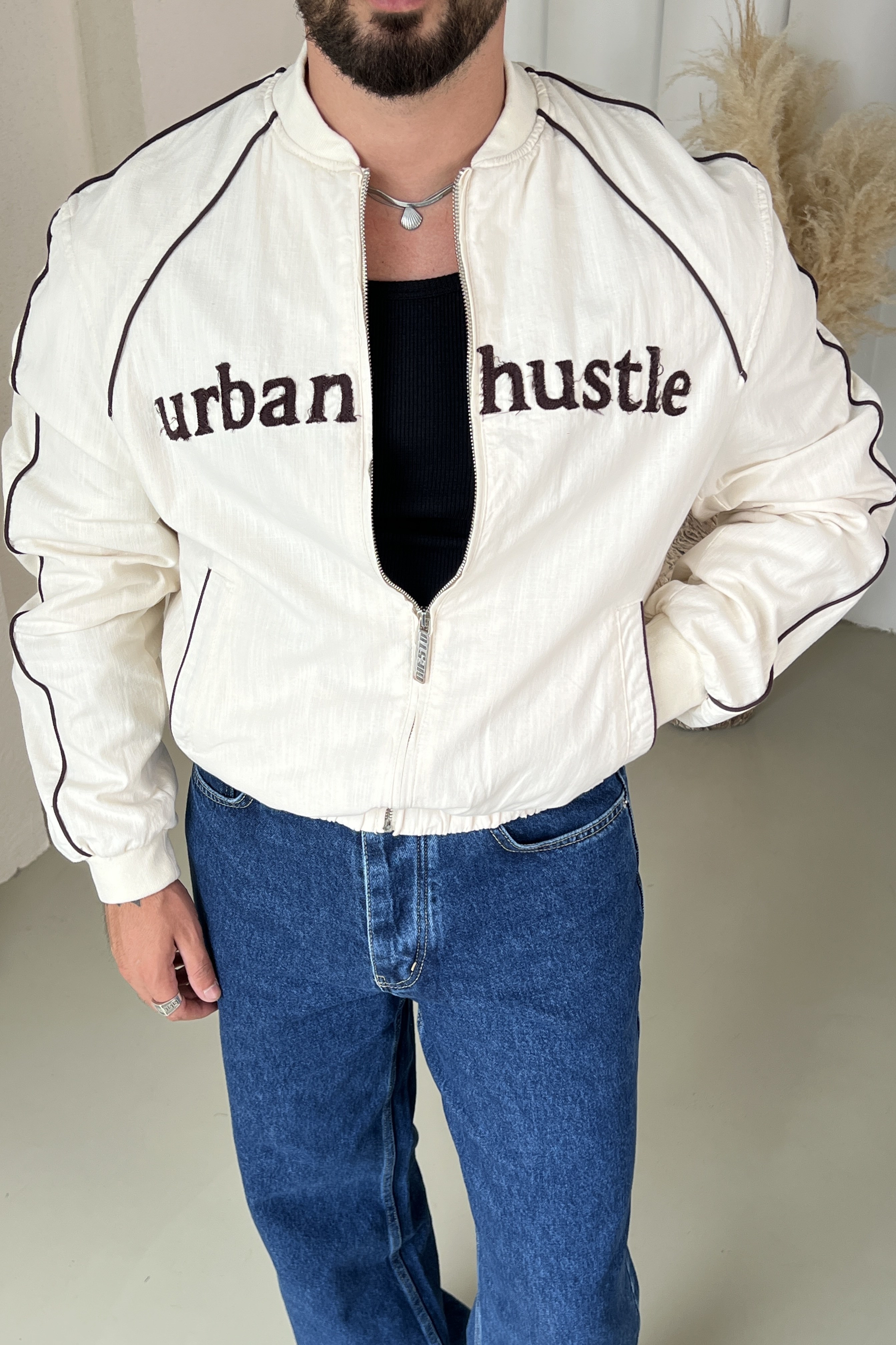 Urban Hustle Nakış Detay Kolej Yaka Ceket Krem