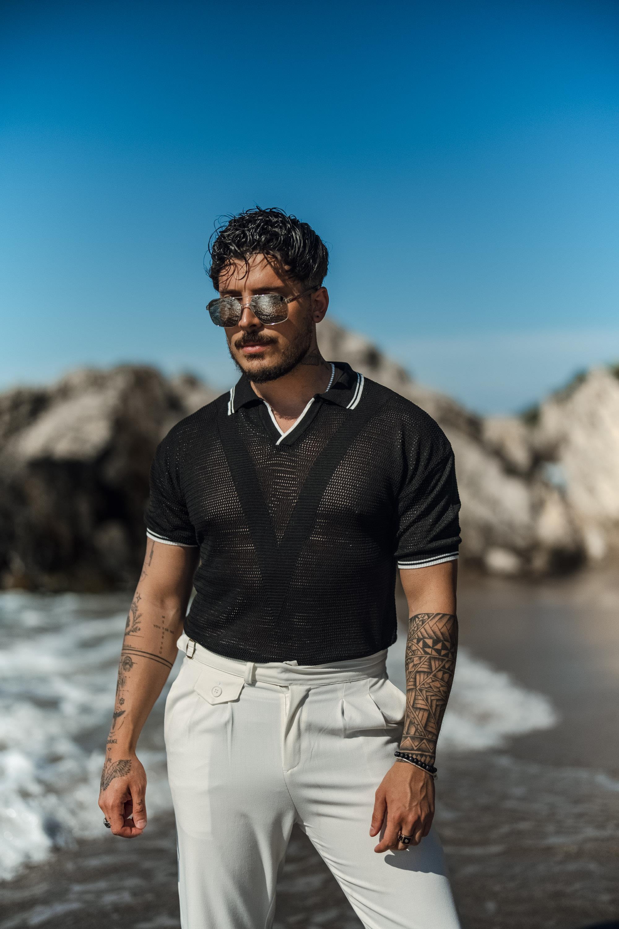 V Örgülü Polo Yaka T-Shirt Siyah