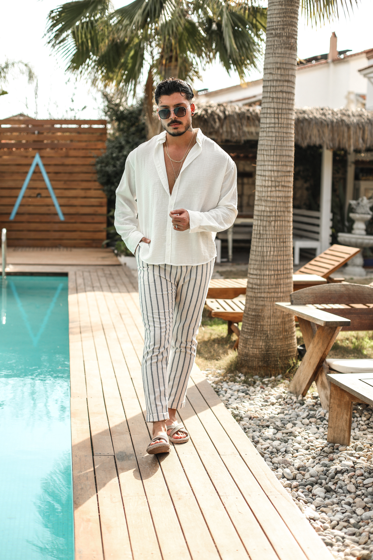 Yaka Düğmeli Basic Regular Fit Gömlek Beyaz