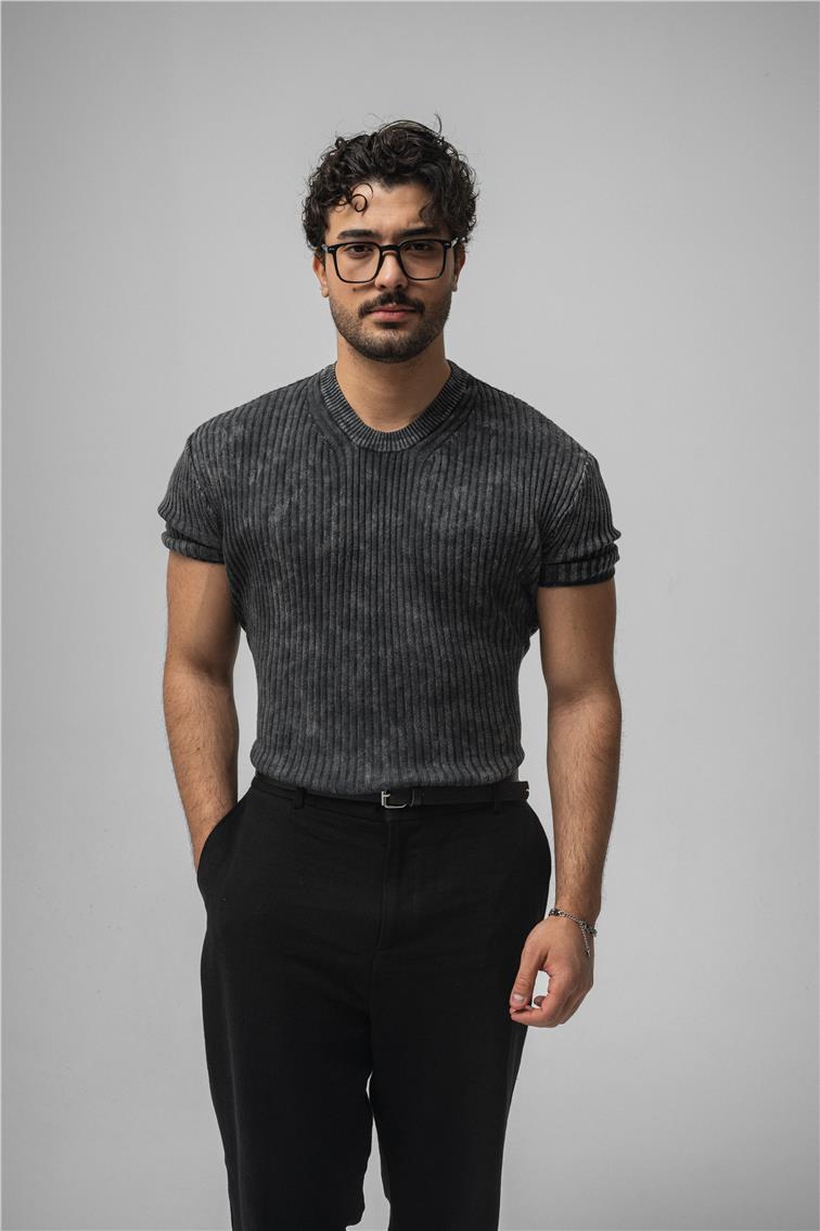 Yıkamalı İnce Şeritli T-Shirt Yıkamalı Siyah