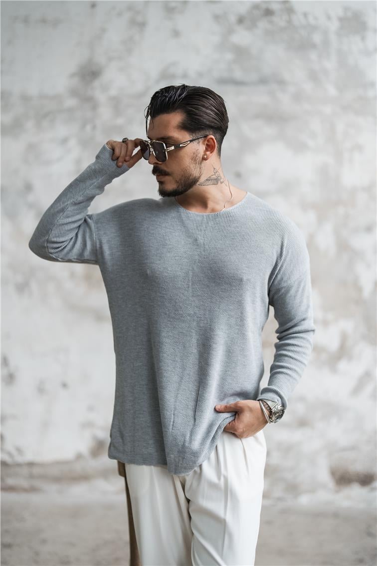 Açık Yaka İnce Triko Kazak Gri