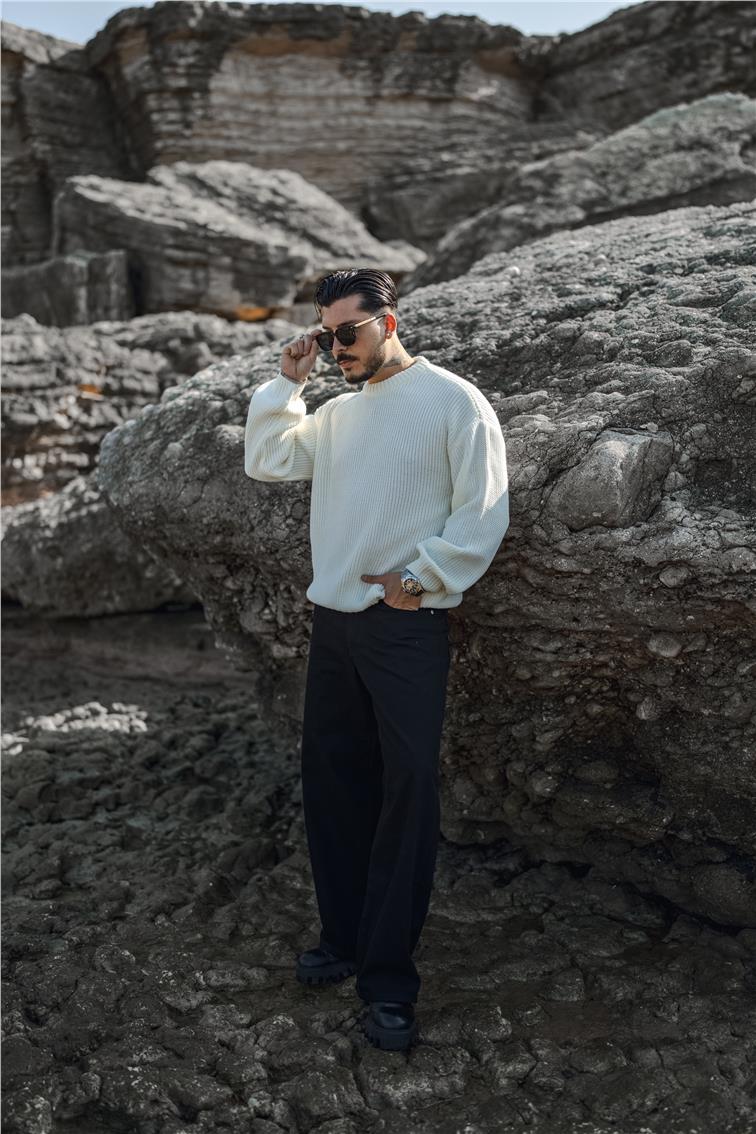 Ajurlu Dolgun  Dokulu  Oversize Kazak Beyaz