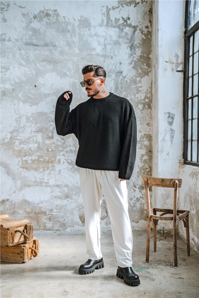 Ajurlu Dolgun  Dokulu  Oversize Kazak Siyah