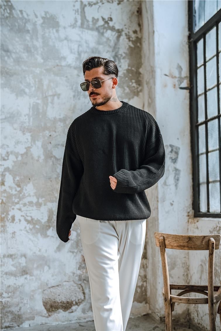 Ajurlu Dolgun  Dokulu  Oversize Kazak Siyah