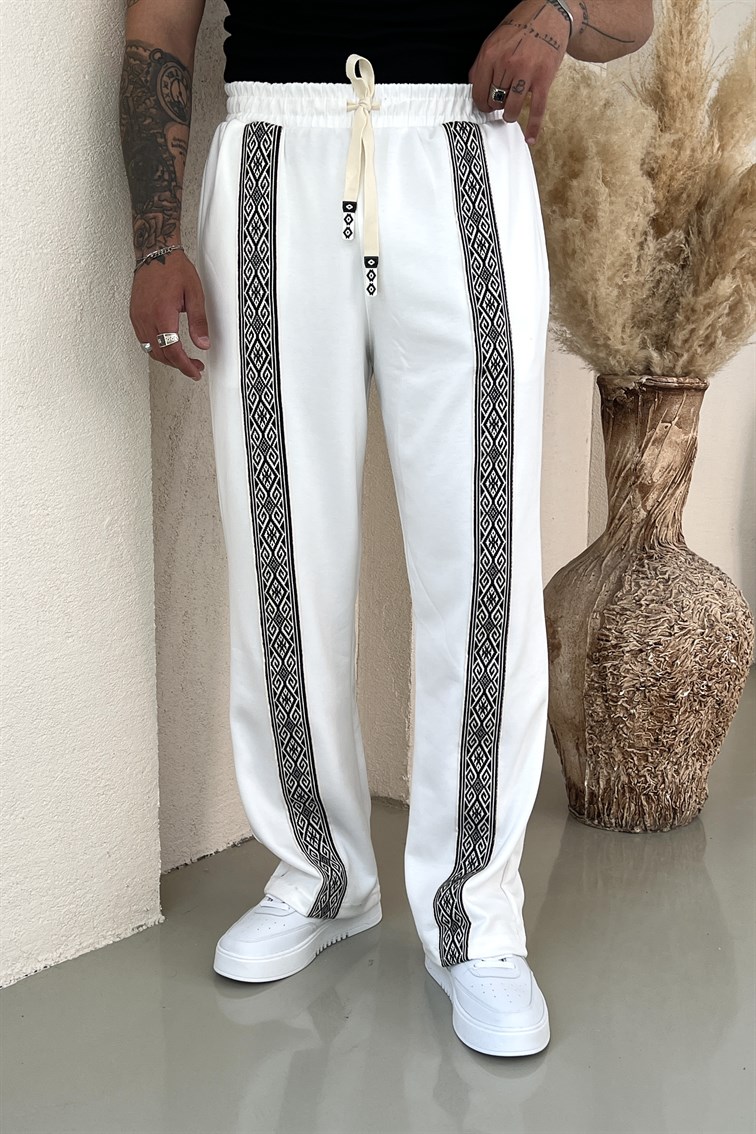 Baggy Etnik Desen Eşofman Beyaz