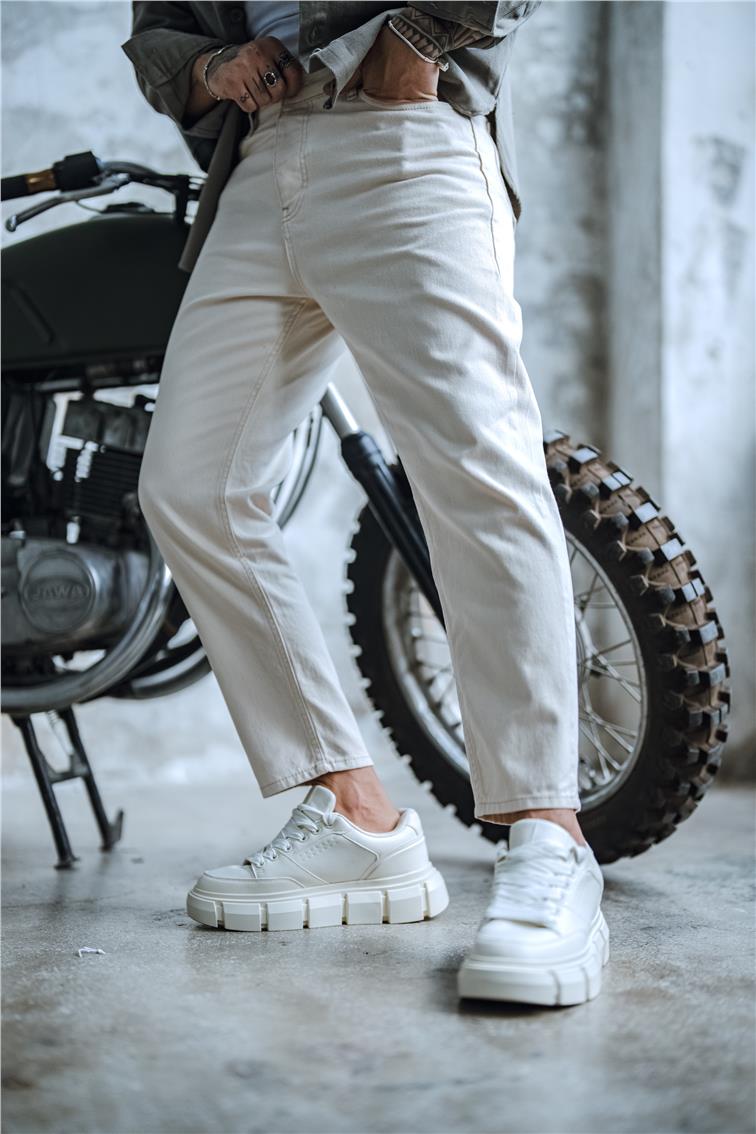 Basic Boyfriend Jean Ekru