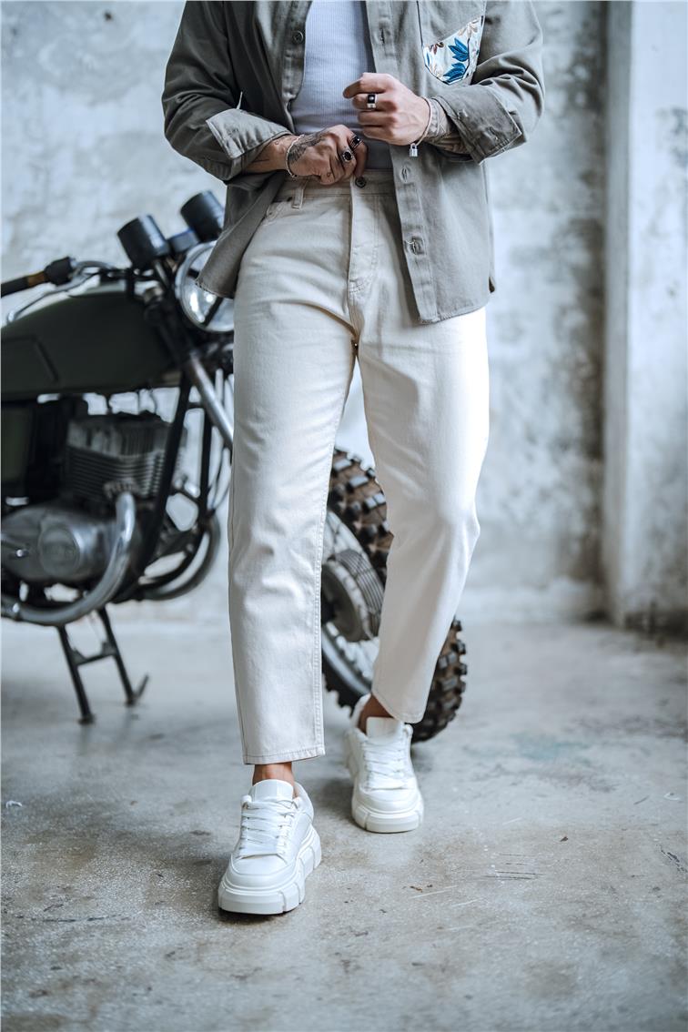 Basic Boyfriend Jean Ekru